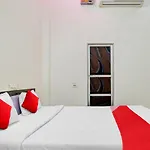 Oyo Flagship Archana Paying Guest House