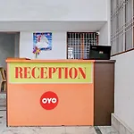 Oyo Flagship Archana Paying Guest House